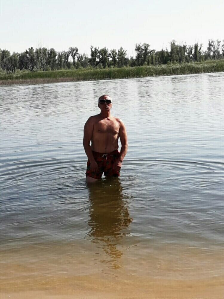  20838763  , 57 ,    