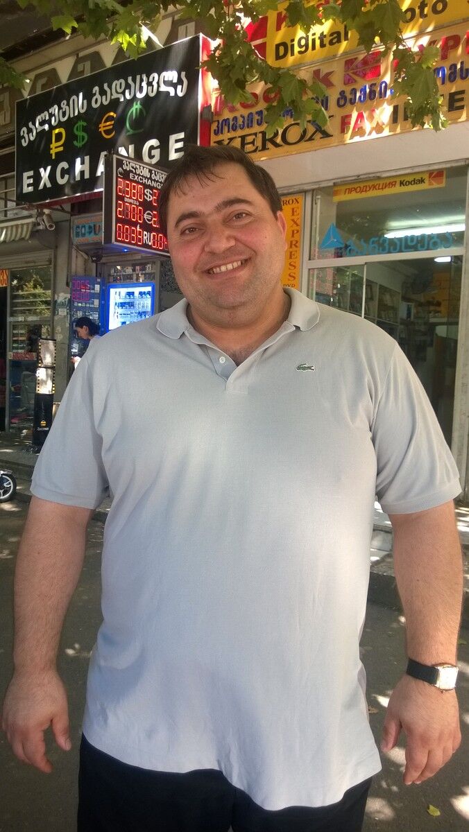  9948763  Giorgi, 42 ,    