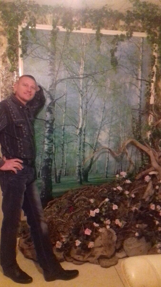 ,   Martin, 44 ,   