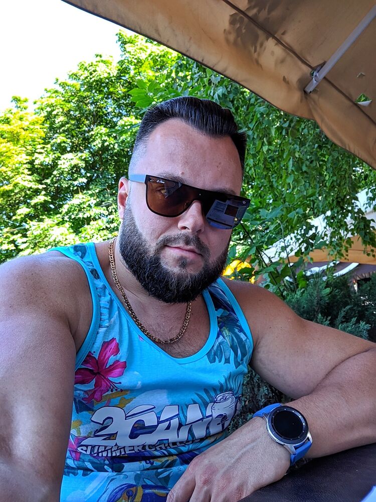  23396773  , 45 ,    