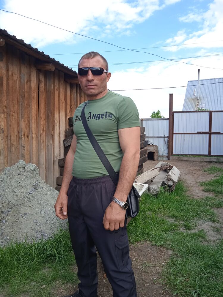  28680663  Radik, 39 ,    