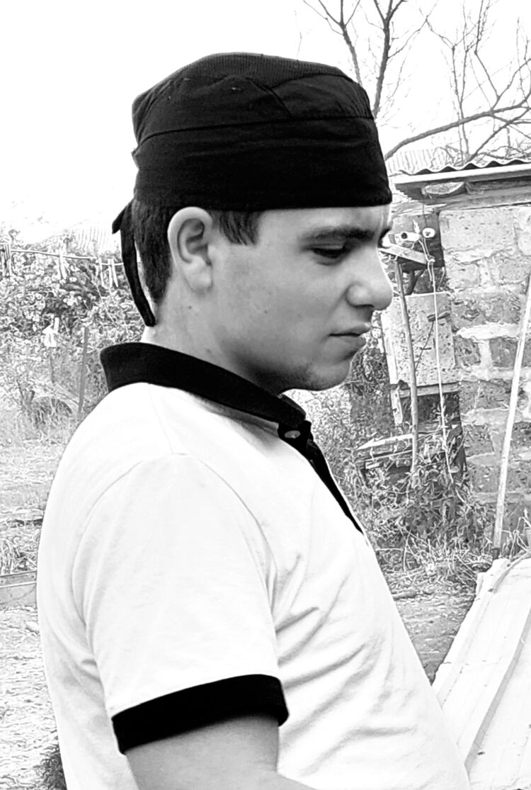  ,   Seyran, 22 ,   ,   
