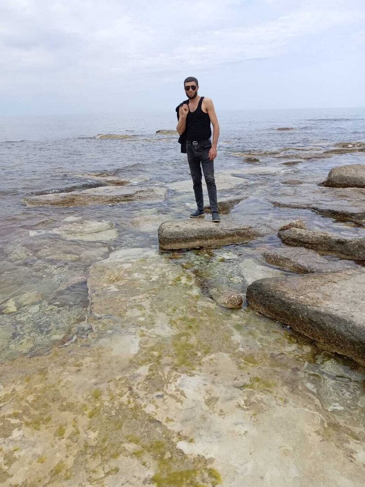  ,   Edik, 35 ,   ,   