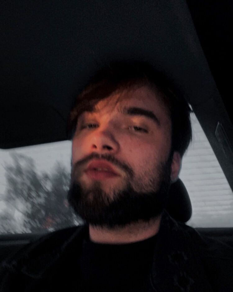  52951413  , 37 ,    -