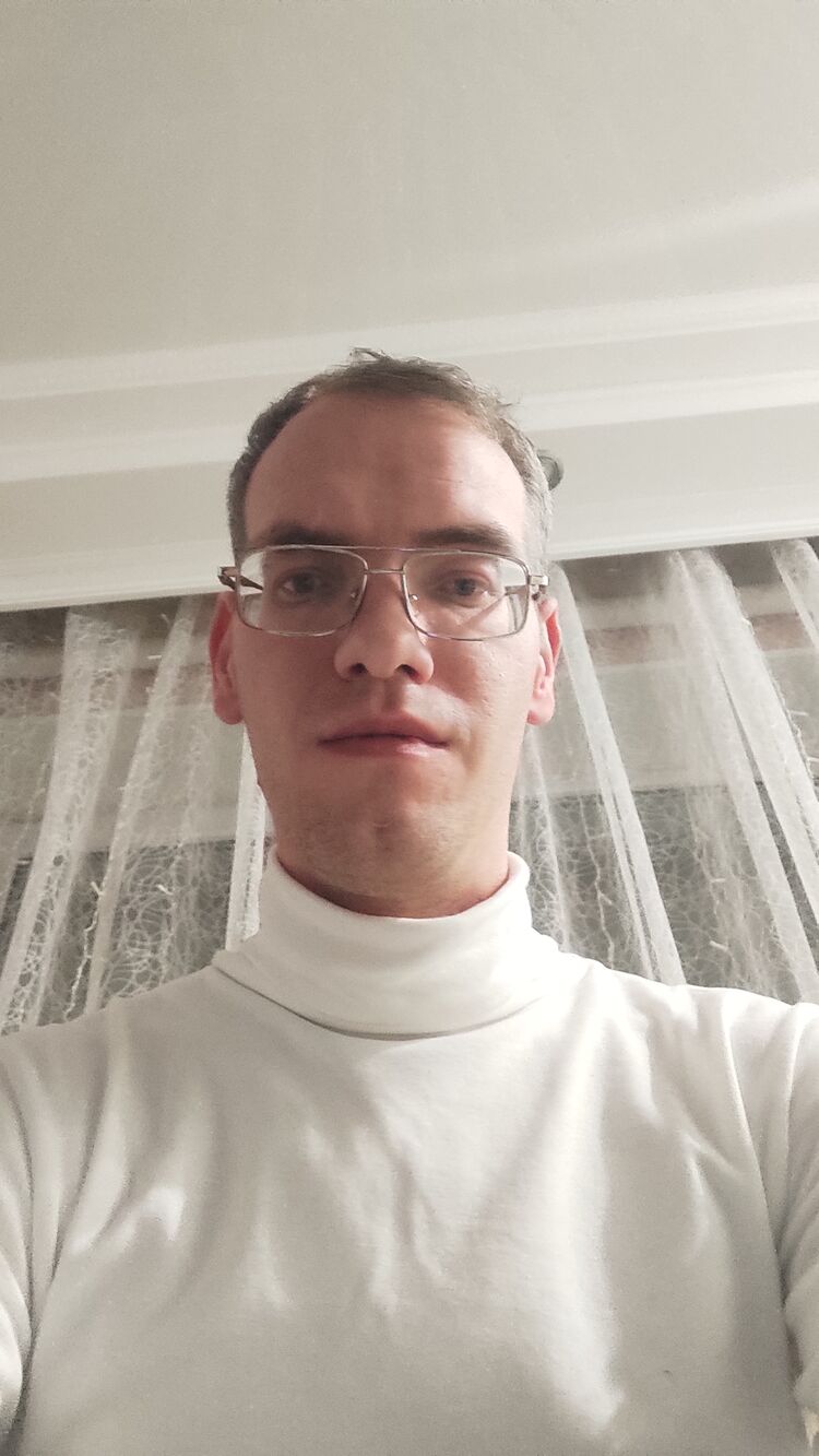  49137013  , 32 ,    
