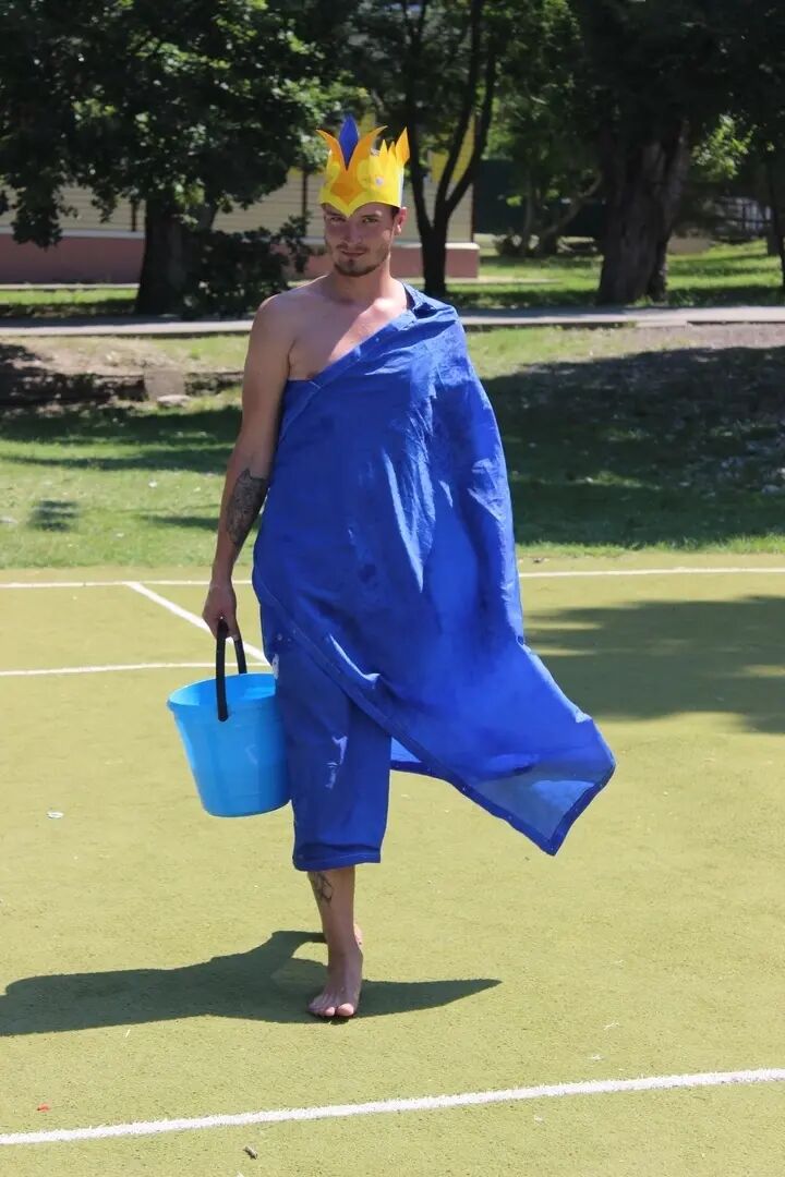 ,   , 27 ,   ,   