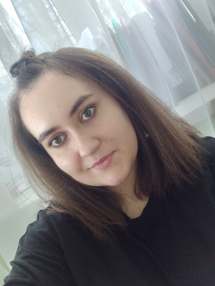  46753243  , 23 ,    