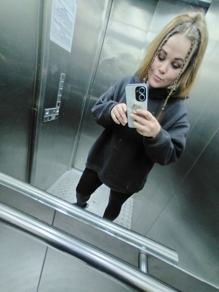  47066673  , 32 ,     