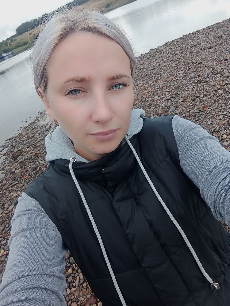  ,   Kristina, 30 ,   
