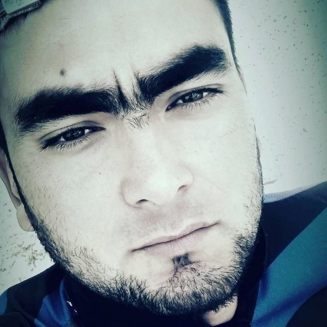  36882413  Alek, 28 ,    