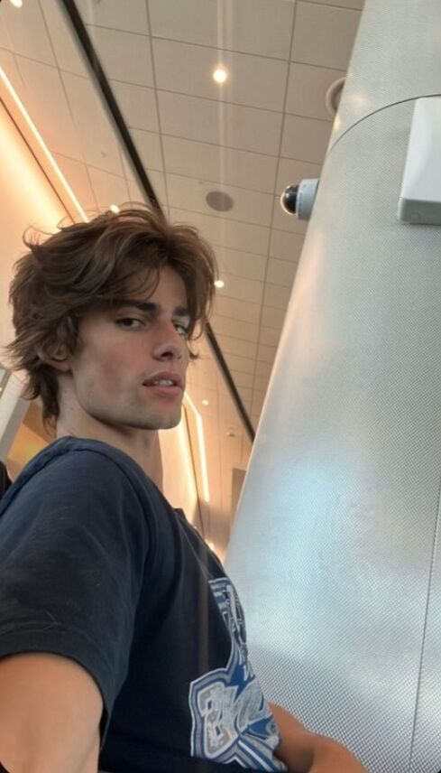 ���� 49037903 ����� �����, 19 ���, ���� ���������� � ����������