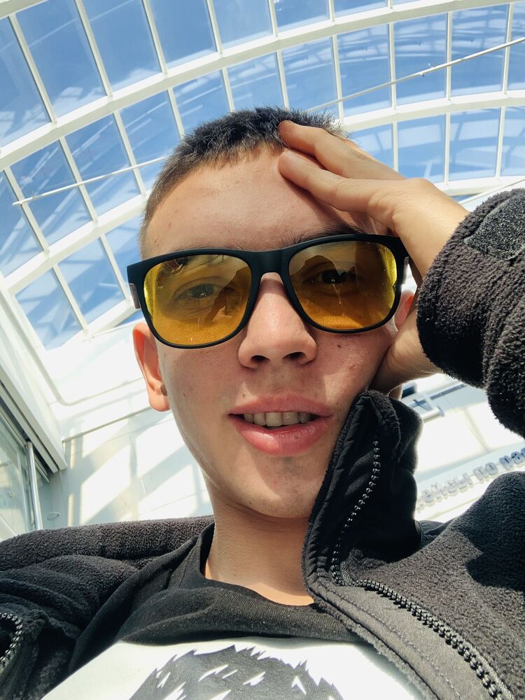  53640573  Vadim, 24 ,    