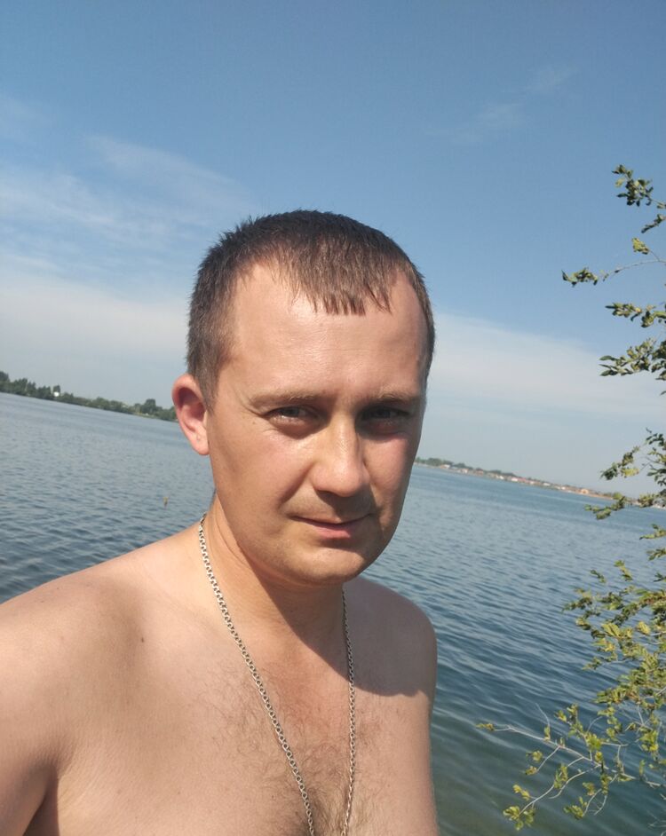  48067433  , 31 ,    