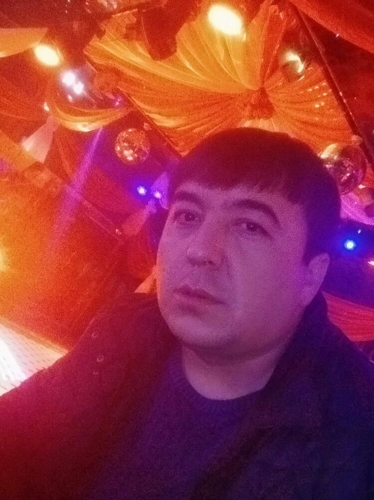  18953153  Jamol Umidov, 40 ,    