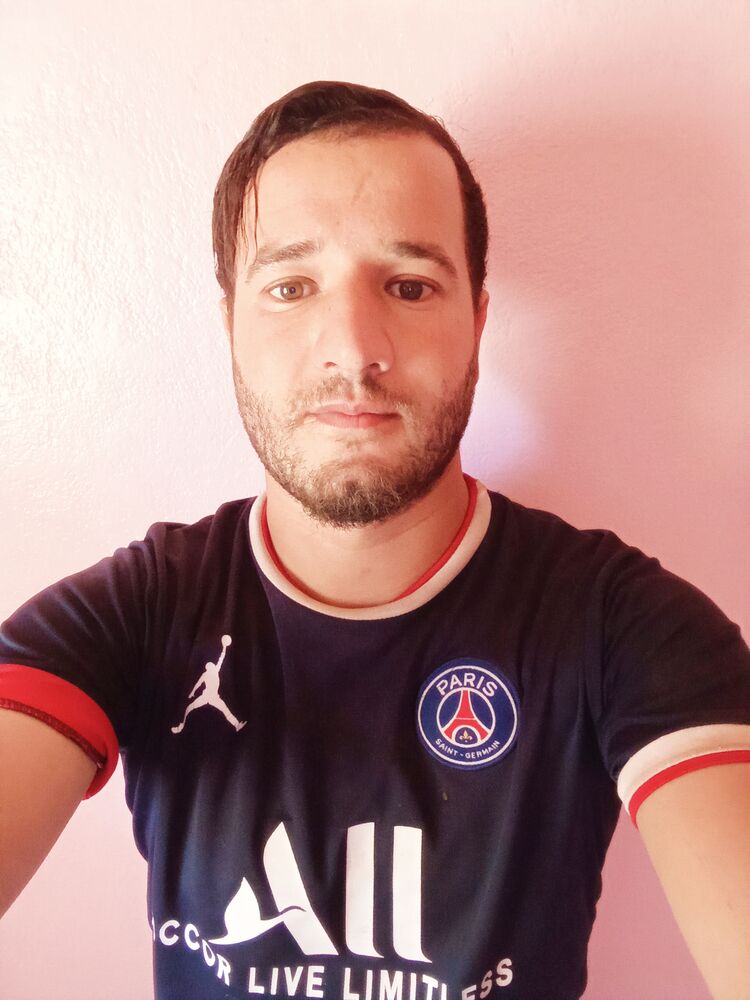  28138943  Abdelali zeh, 28 ,    