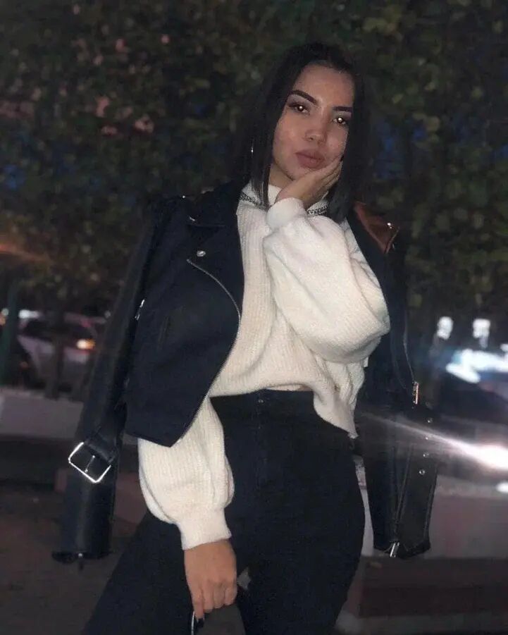  33887893  , 20 ,    