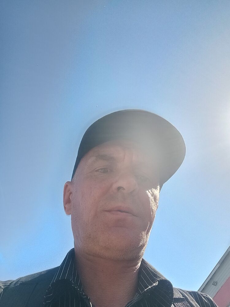  46178323  , 49 ,    