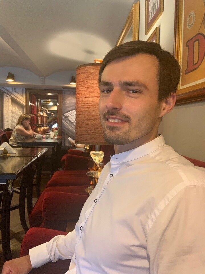  ,   Men, 38 ,     , c 