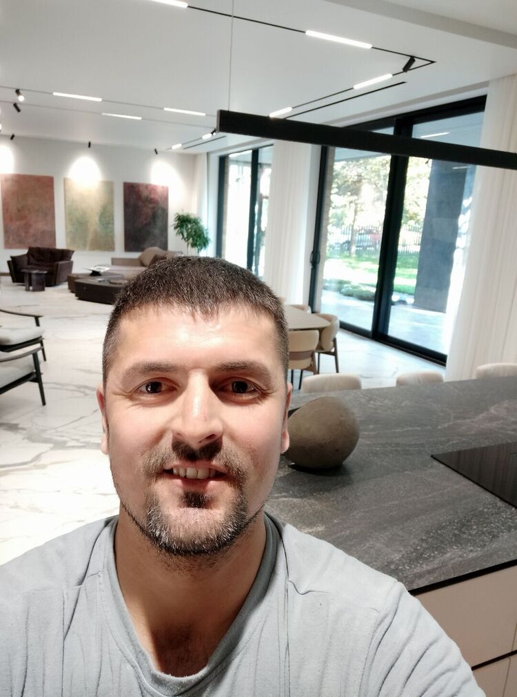 ���� 46928833 ������� �����, 39 ���, ���� ���������� � ������