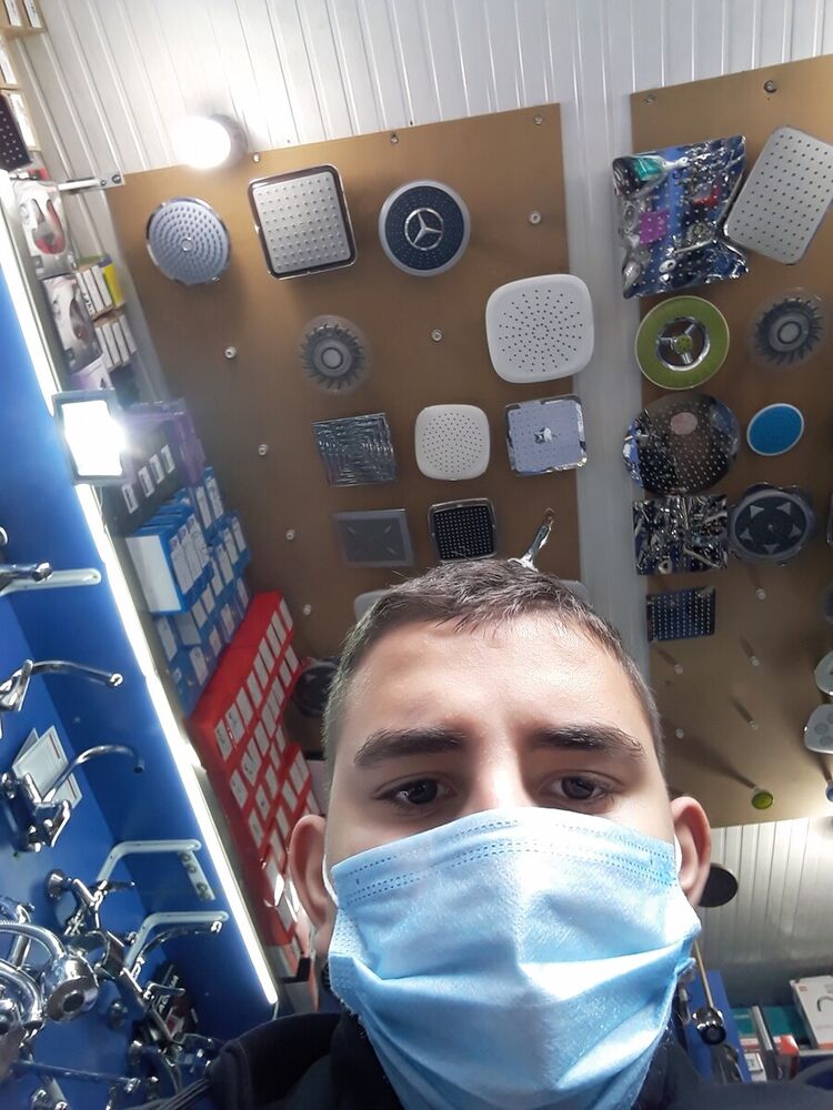  ,   Giorgi, 28 ,   ,   , c 