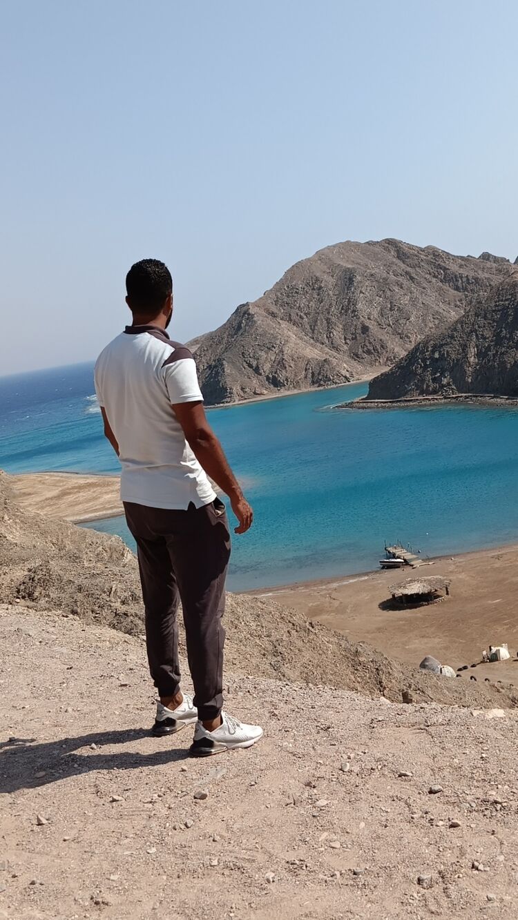  44543153  Mohamed, 33 ,    