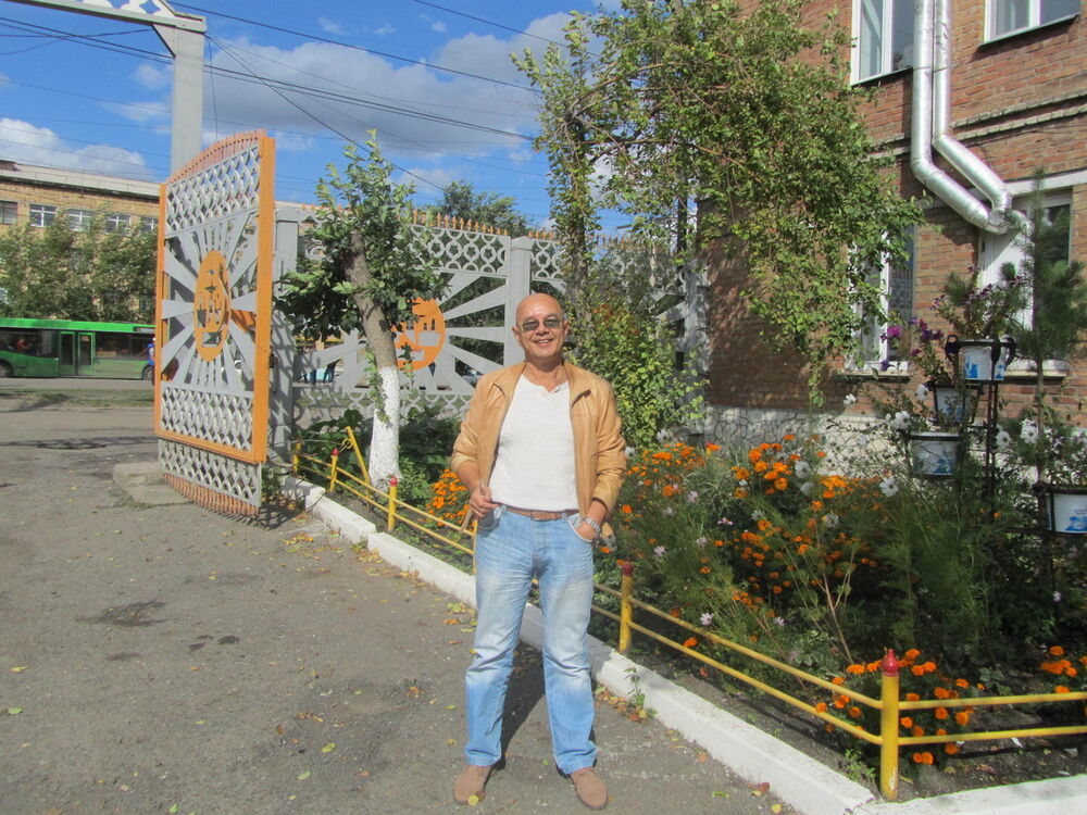  ,   Vitali, 57 ,   
