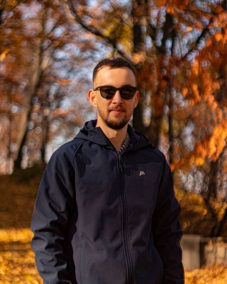  ,   Maks, 35 ,     , c , 