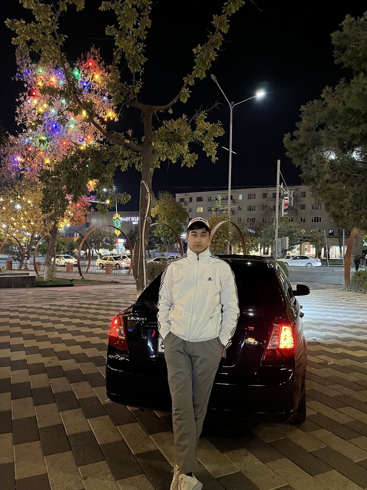  54213403  Xojiakbar, 20 ,    