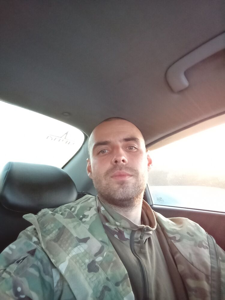  43375843  Ivan, 36 ,    