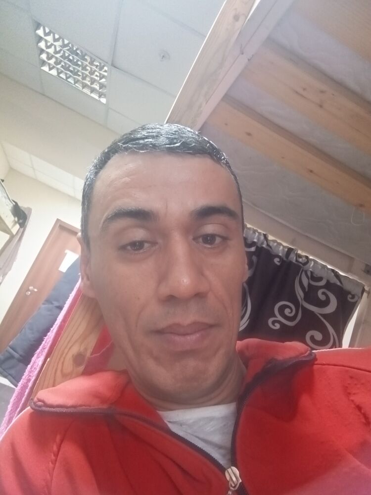  48626303  , 39 ,    