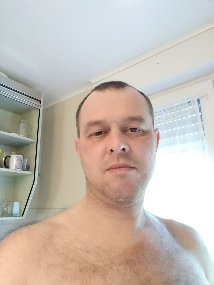  30241763  , 44 ,    