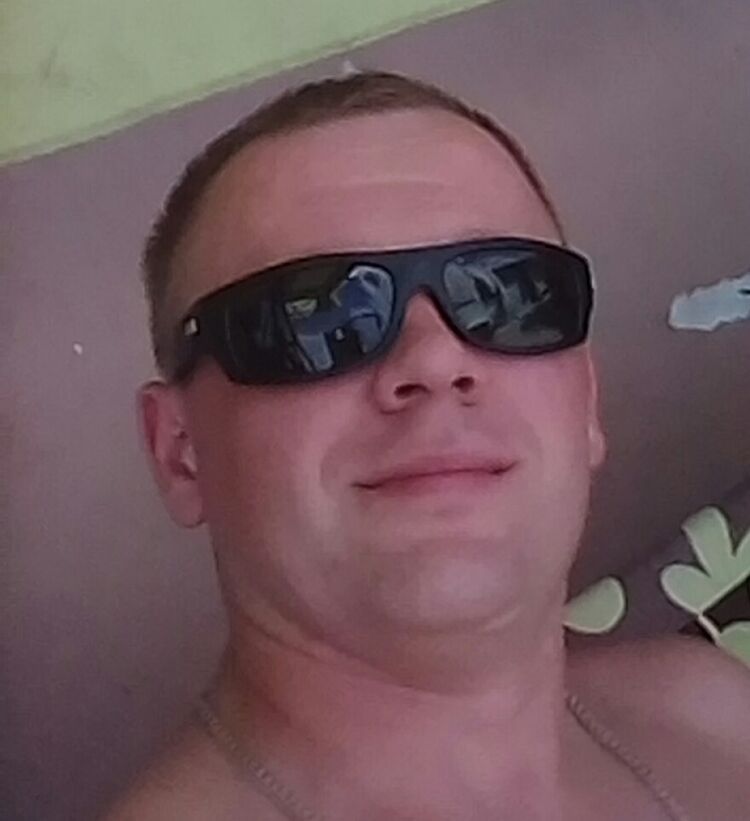  13627213  , 37 ,    