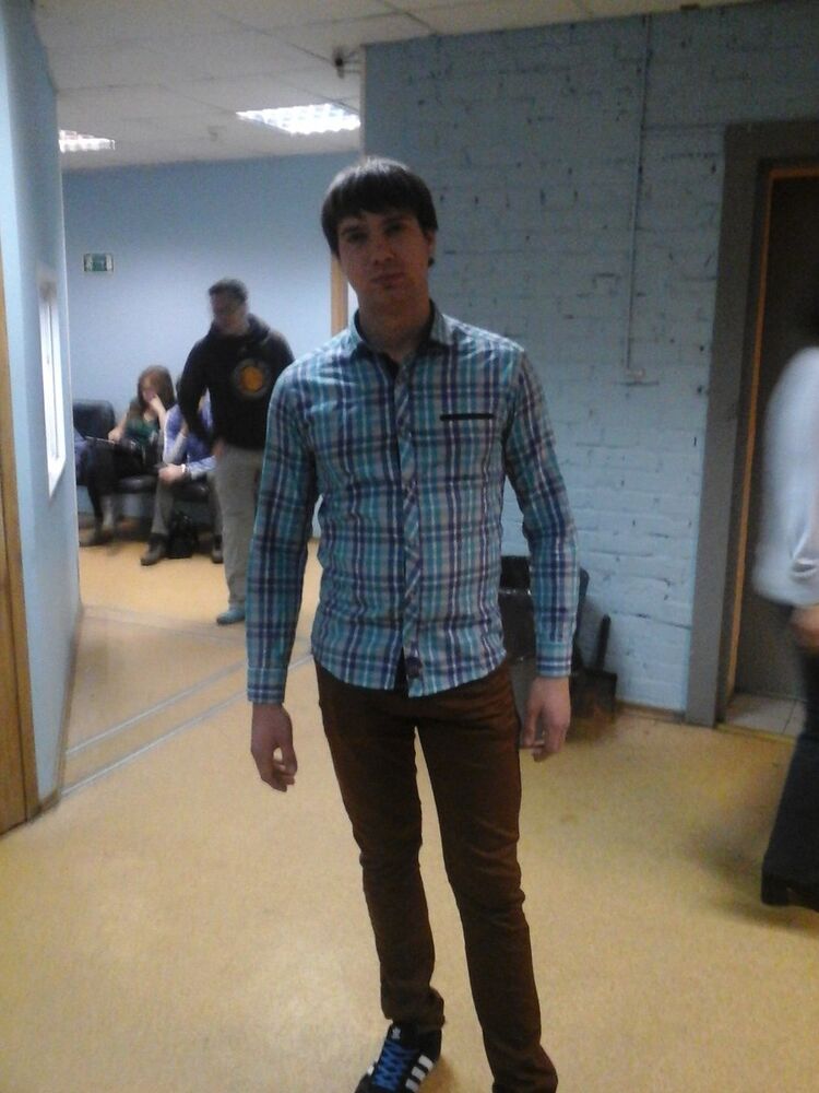  ,   Leonid, 32 ,   ,   , c 