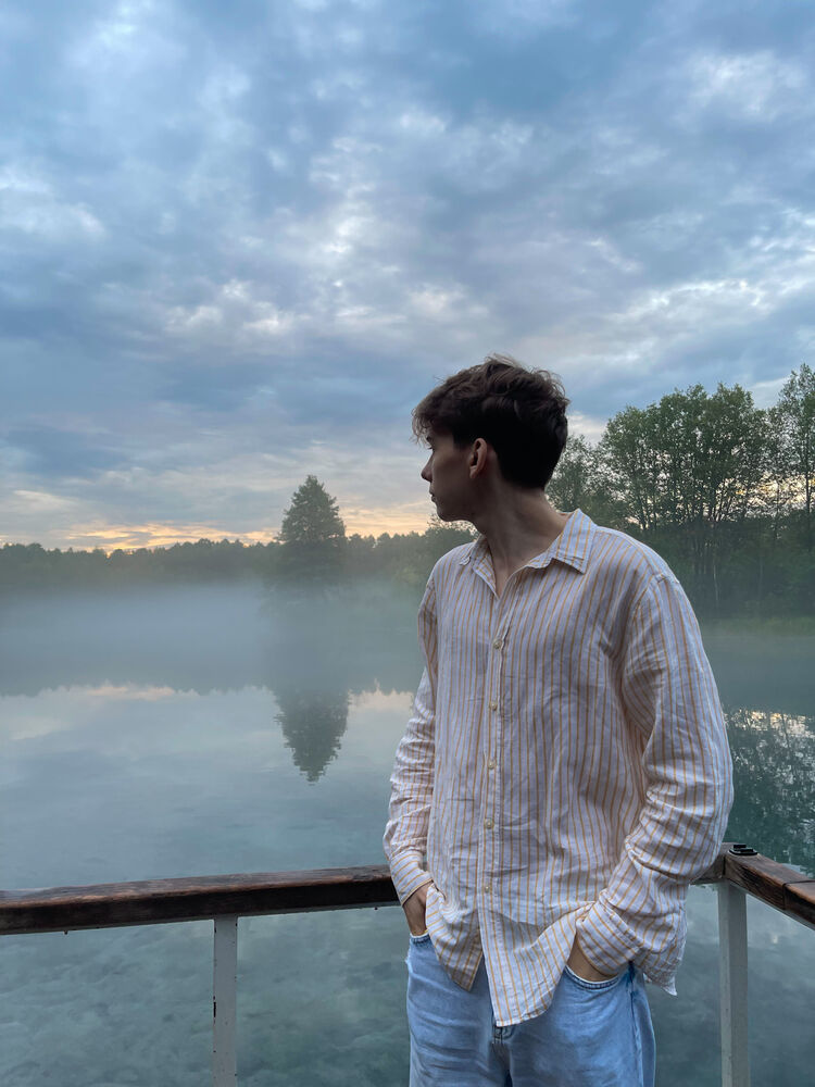  31512723  Toni, 27 ,    