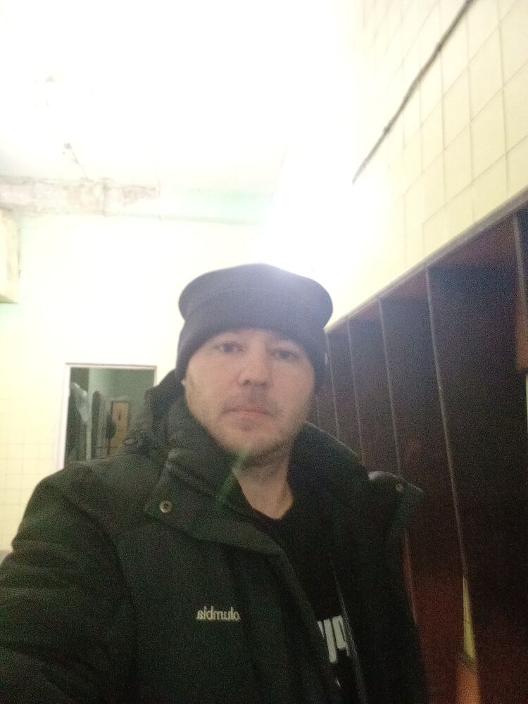  48038553  , 37 ,    