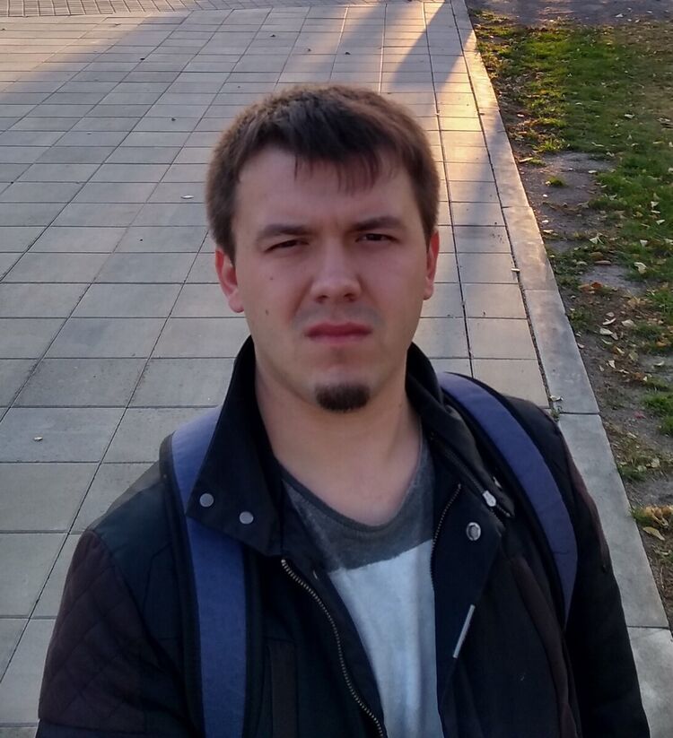  20712833  , 28 ,    