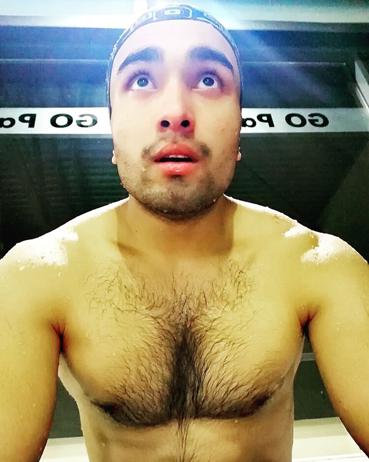  ,   Leon, 27 ,   ,   , c 