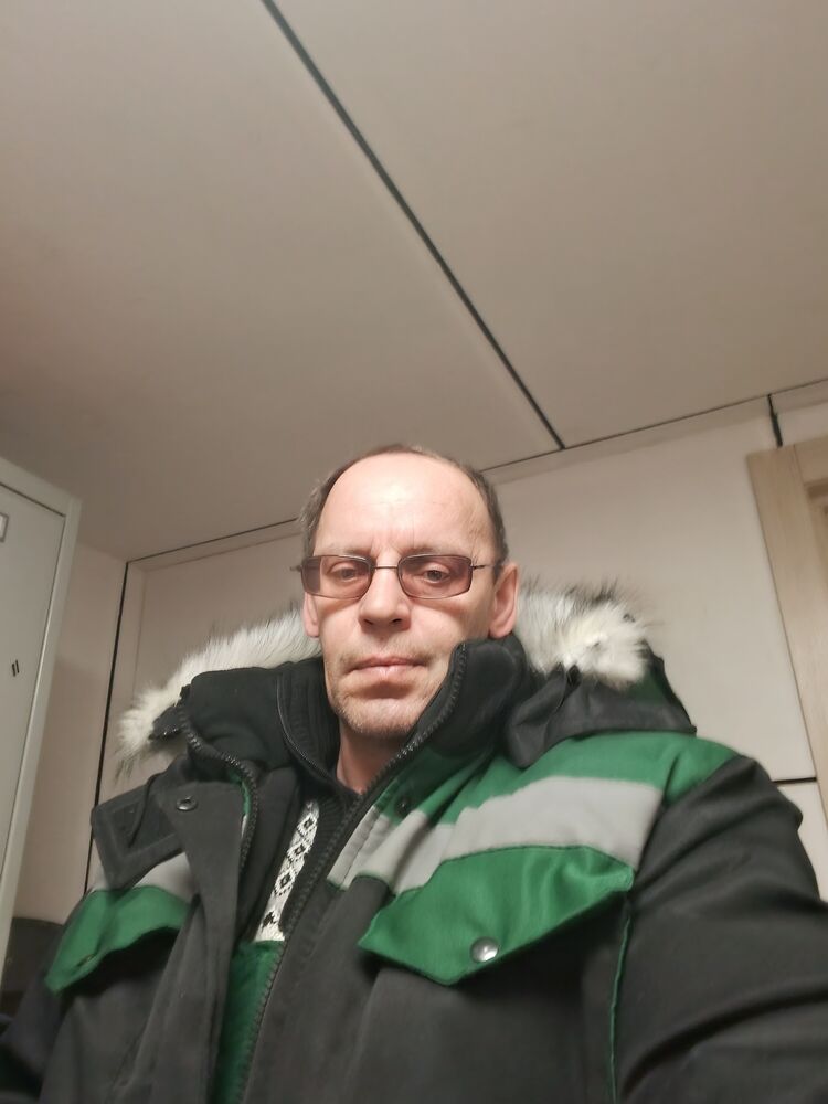  52803243  , 48 ,    
