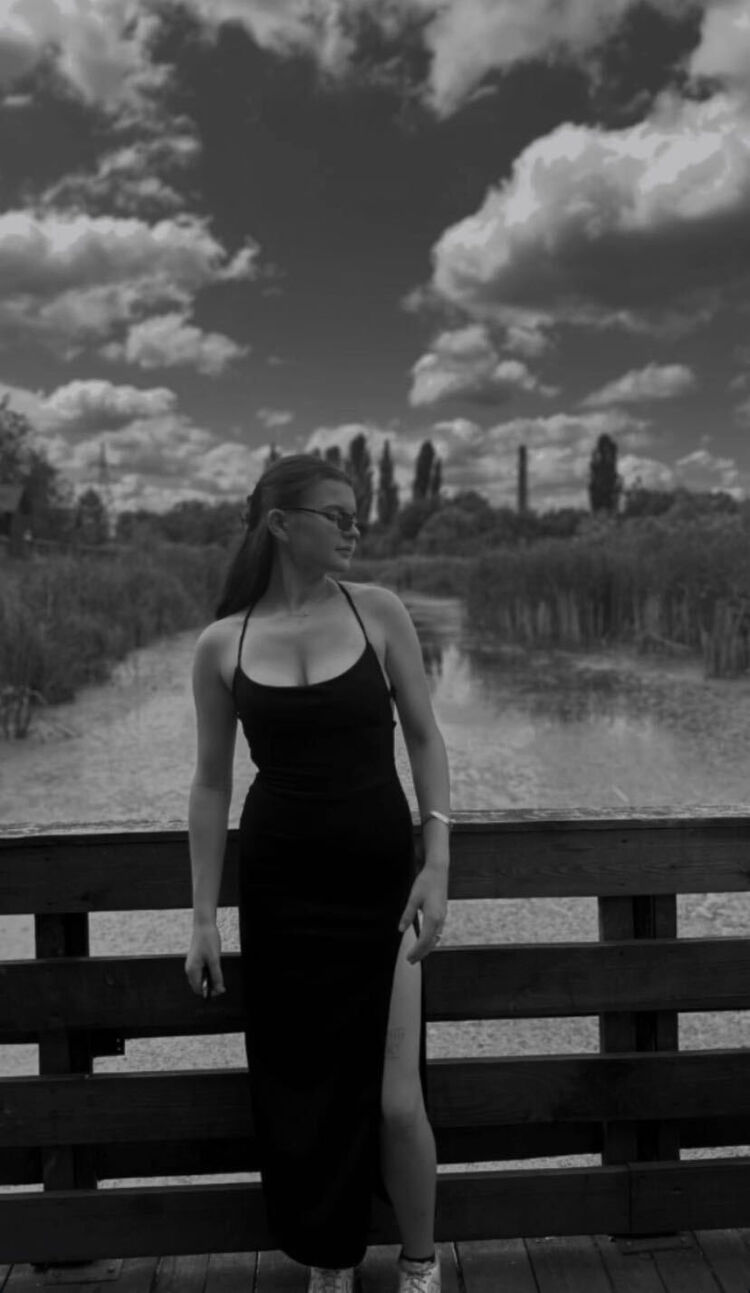  54570453  Ivanna, 18 ,    