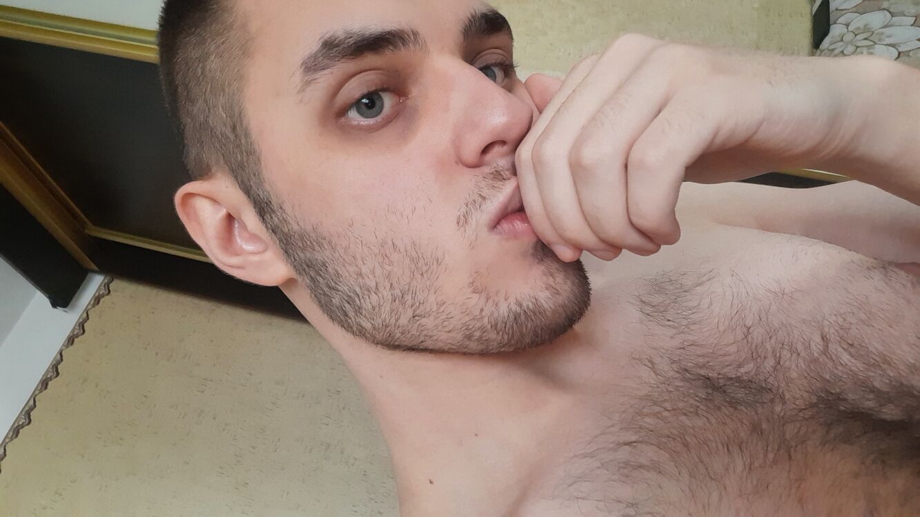  33664593  , 24 ,    