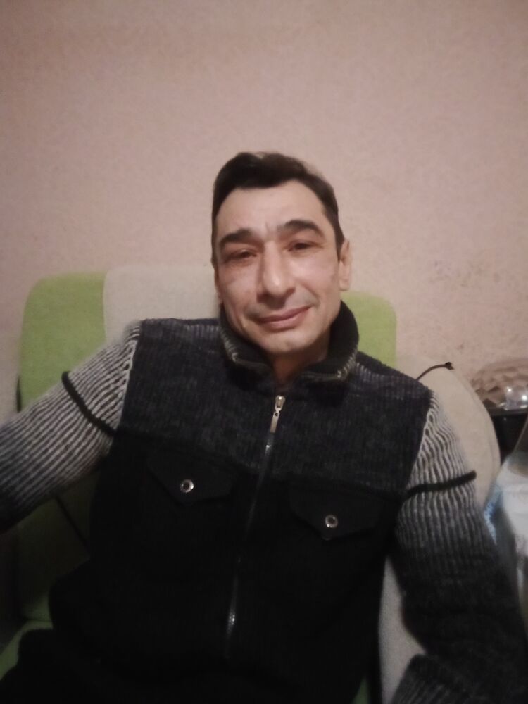  32881083  , 53 ,    