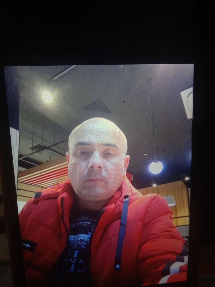 47577853  Gheorghii, 46 ,    