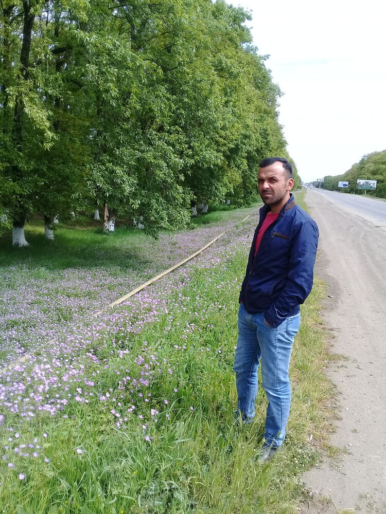  49725243  Vusal, 40 ,    Algolsheim
