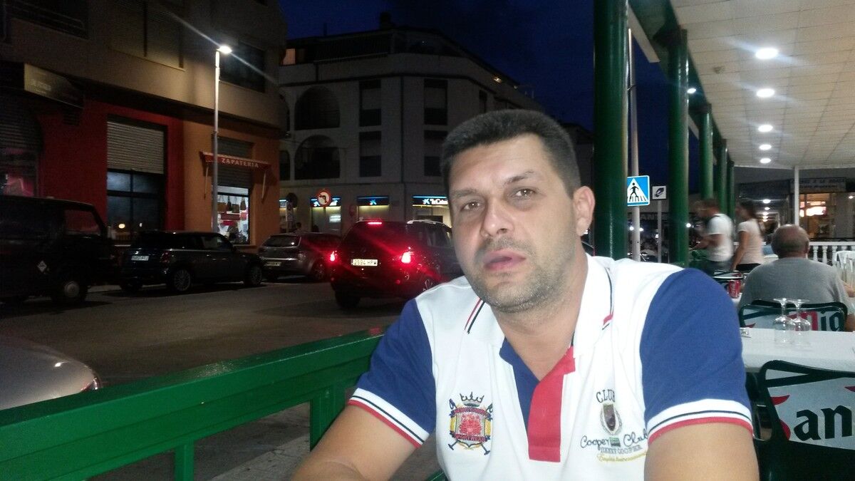  6759713  Kir, 49 ,    