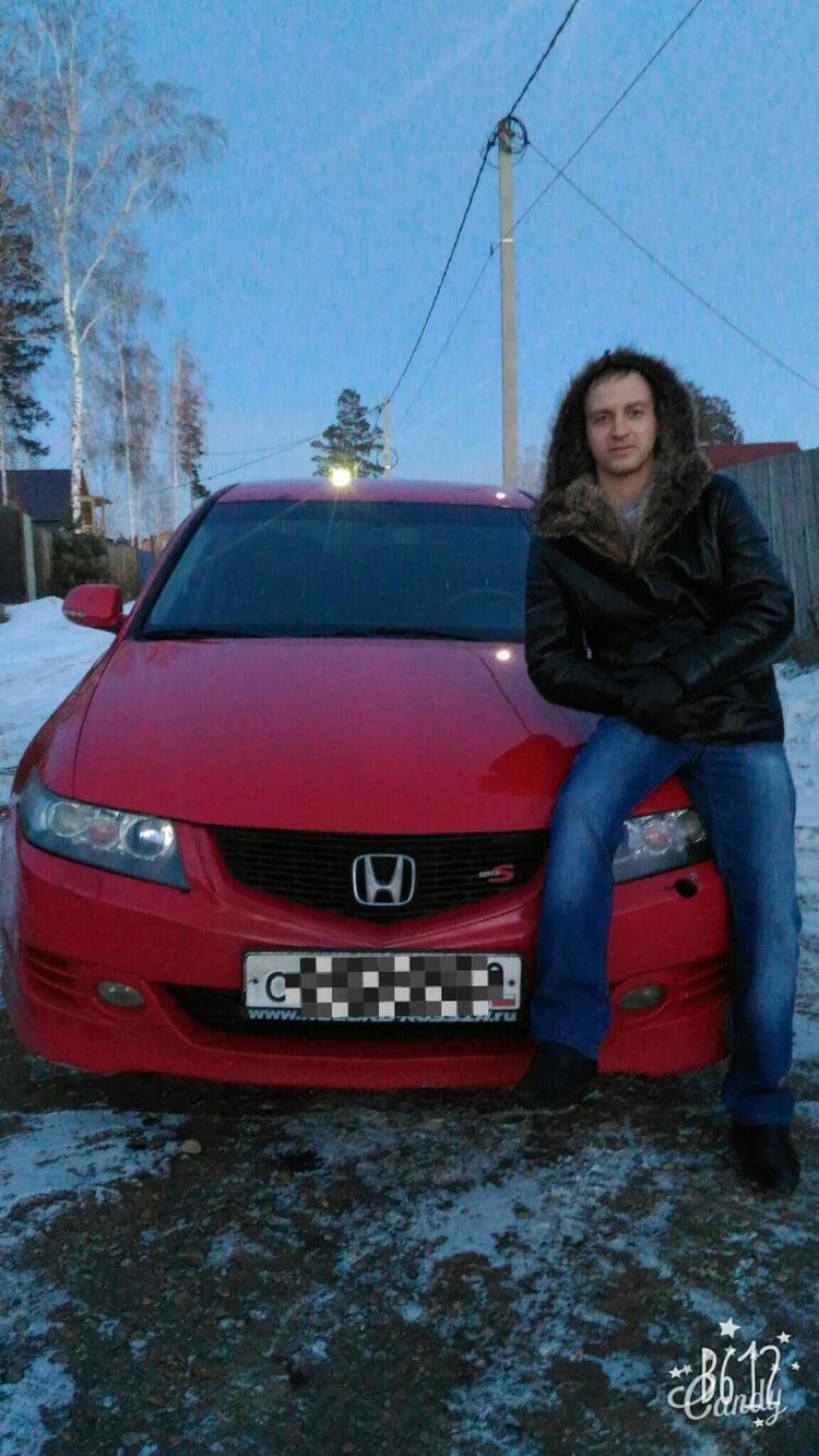 ,   Denis, 37 ,   ,   , c 