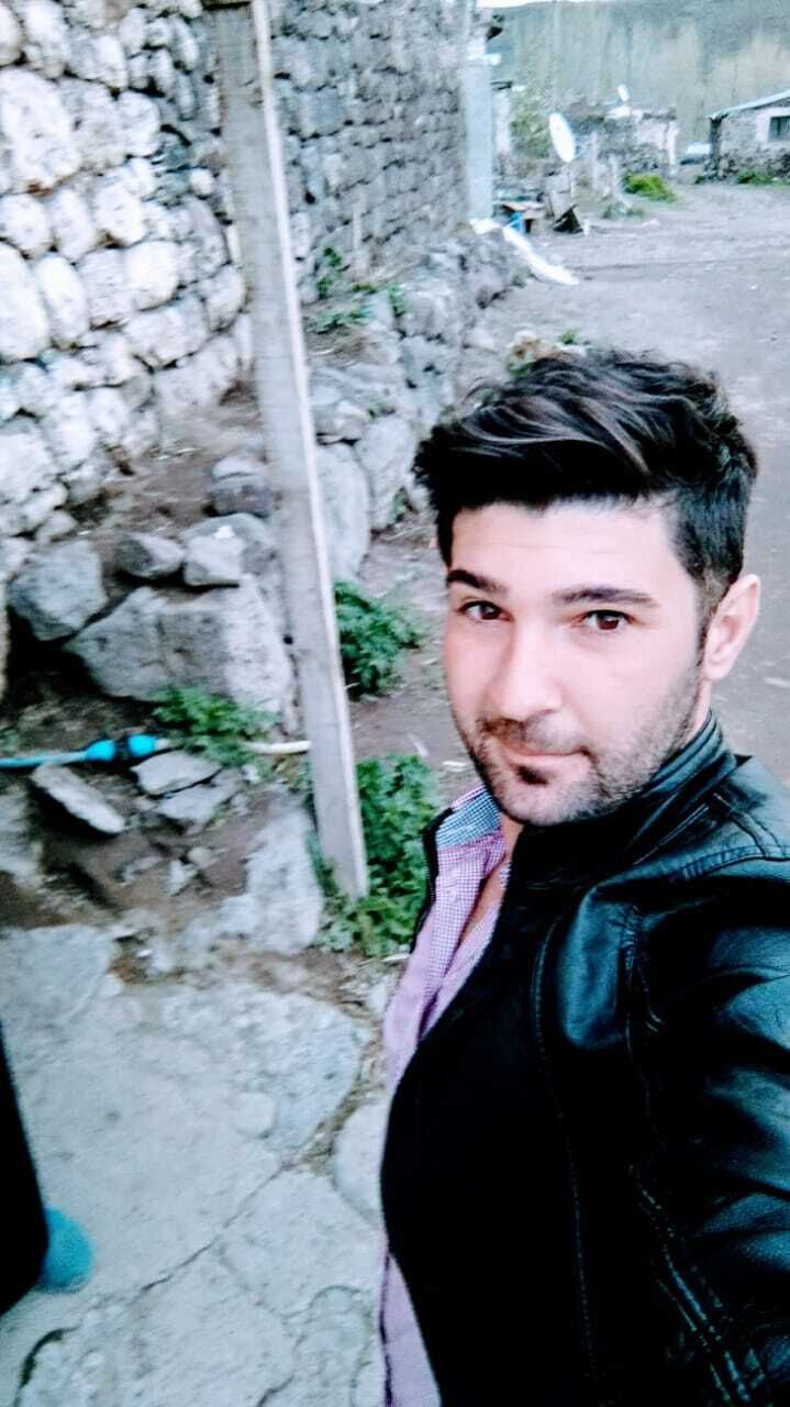  33890293  Baykal, 39 ,    