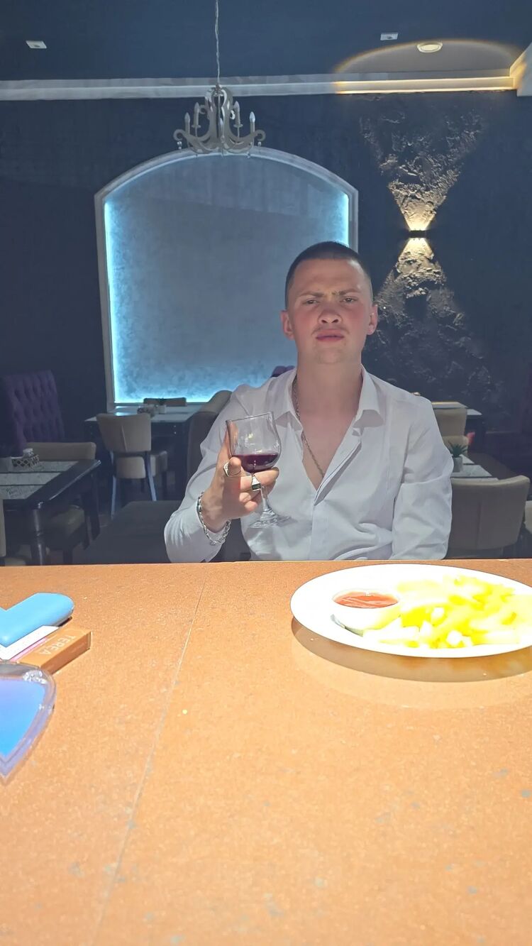  51214503  , 22 ,    -