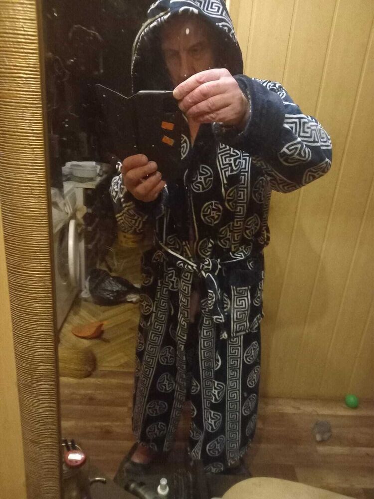  53238103  Sergey, 67 ,    