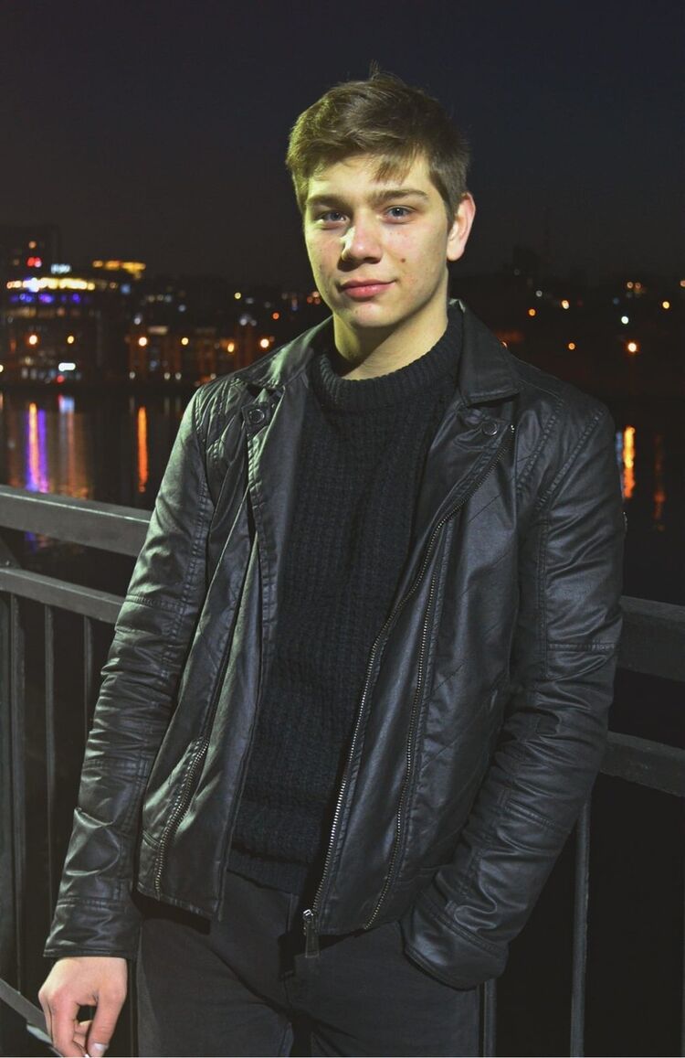  19460733  Sergey, 26 ,    