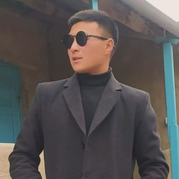  45138843  Karypbekov, 28 ,    